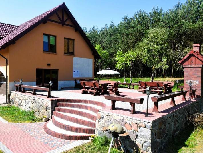 Ferienhaus für 18 Personen, mit Whirlpool und Garten sowie Pool und Terrasse, kinderfreundlich - 1