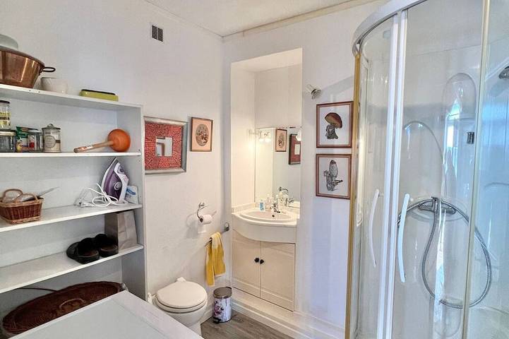 Gîte pour 4 personnes à Saint-Denis-de-l'Hôtel - 4