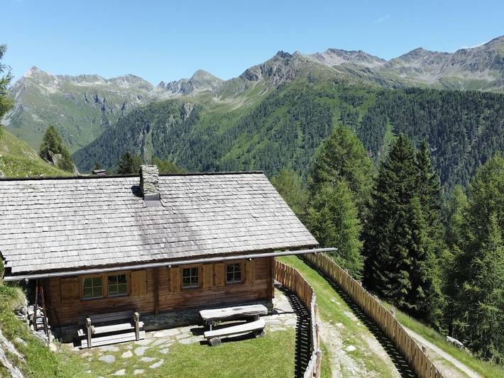 Sagritzerwirts Almhüttl in Hohe Tauern, Großkirchheim