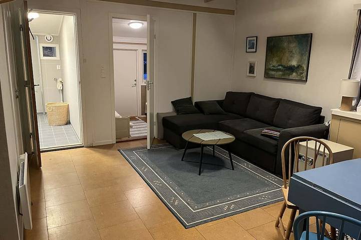 Ganze Wohnung, Koselig studio i Lofoten - nær Rambergstranda in Flakstad
