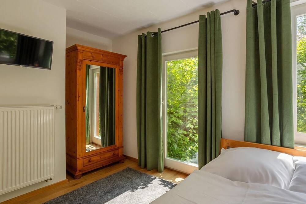 Doppelzimmer mit Wandverzierung - Museumsbahnhof Ahütte, foto 9