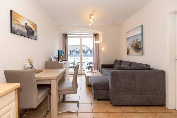 Ferienwohnung für 4 Personen, mit Sauna und Balkon in Kühlungsborn