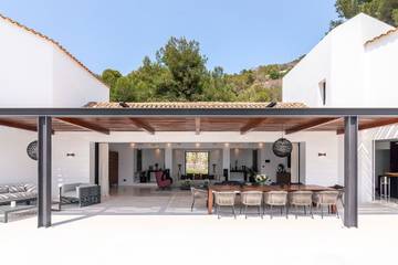 Villa in Santa Eulària des Riu, East Ibiza für 8 