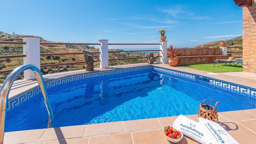Casa rural para 4 personas, con balcón/terraza y piscina en Torrox - 4