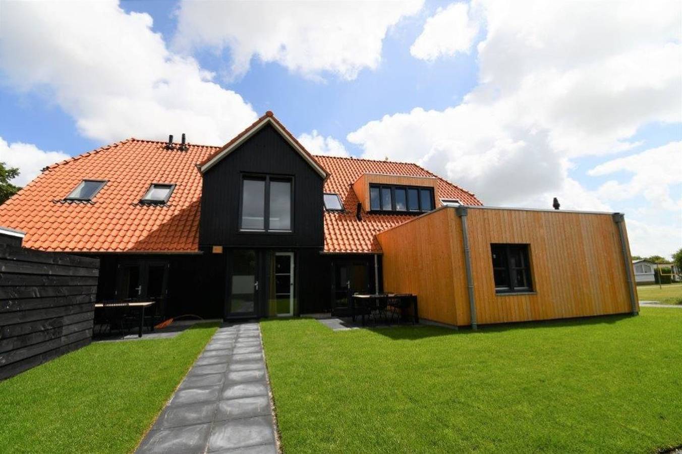 Geheel appartement, Vakantieappartement voor 4 personen met tuin in Nederlandse waddeneilanden