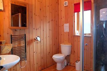 Log Cabin for 5 People in Loch Awe, Scotland, Photo 3