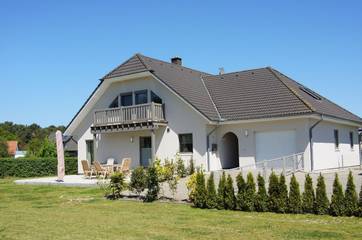 Ferienhaus für 10 Personen, mit Sauna und Garten, mit Haustier in Thiessow