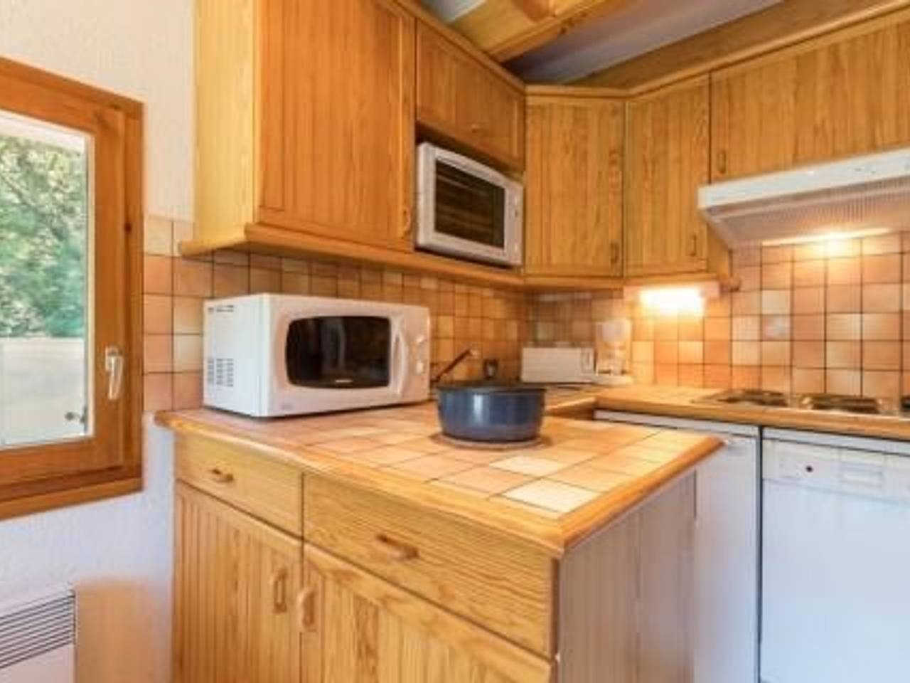 Ganze Wohnung, Duplex gemütliche 3-Zimmer-Wohnung, 6 Schlafplätze, La Salle-les-Alpes, 700m von den Pisten in La Salle-les-Alpes, Serre Chevalier