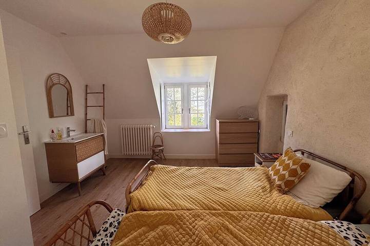 Port Manech: charming house 100m from the beach, sleeps 10, exceptional garden in Port Manec’h, Névez