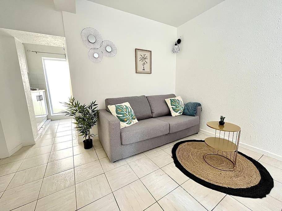 Appartement entier, Studio Apartment in Romans-sur-Isère, Région de Valence