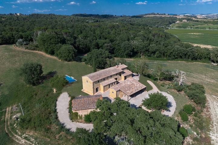 Location de vacances pour 14 personnes, avec vue et jardin à Buonconvento - 3