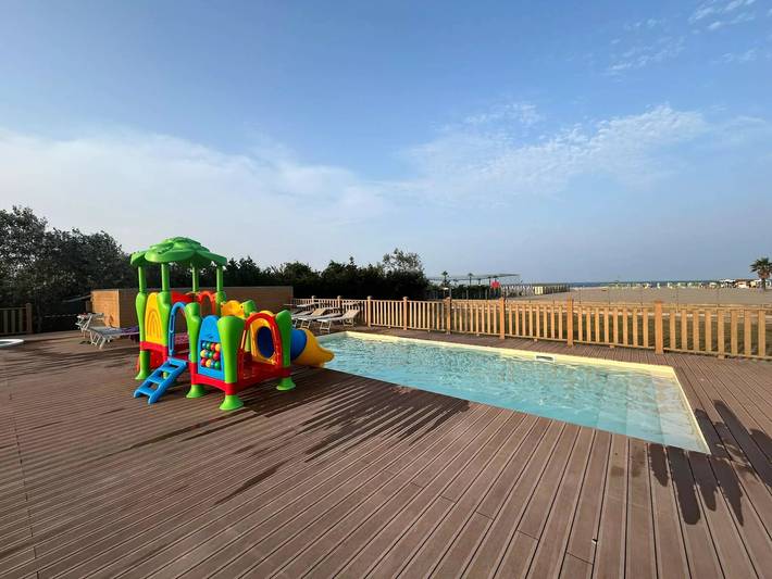 Mobilheim | Premium | 3 Zi. | 6 pers. | Ãœberdachte Terrasse | A/C in Sottomarina, Chioggia