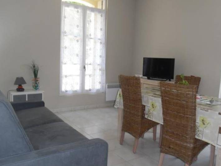 Ganze Wohnung, Gemütliche 2-Zimmer-Wohnung für 4 Personen im Stadtzentrum, in der Nähe der Thermalbäder in Amélie-les-Bains-Palalda, Céret und Umgebung