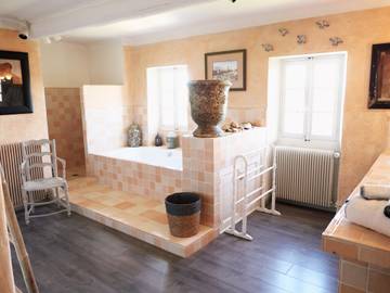 Maison De Vacances pour 12 Personnes dans Cavaillon, Parc naturel régional du Luberon, Photo 4