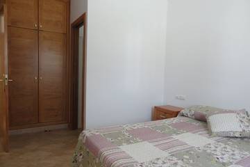 Villa pour 6 Personnes dans Cala Blanca, Ciutadella, Photo 2