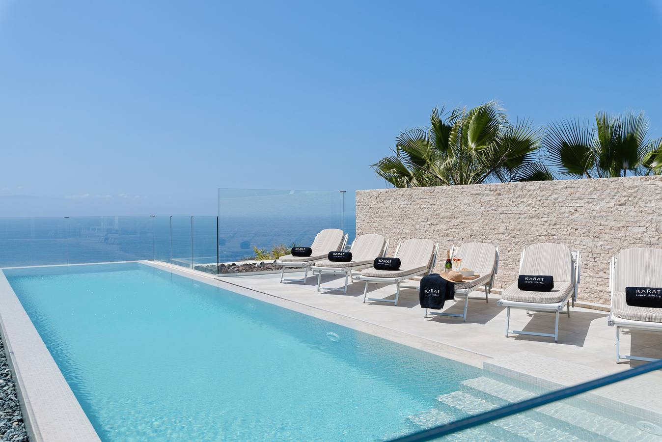 Casa de vacaciones "Karat Zambrano" con vistas a la montaña, piscina privada y Wi-Fi in Playa Abama, Guía de Isora