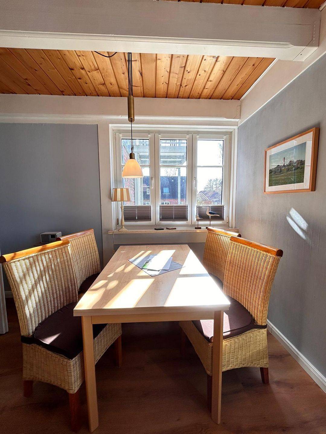 Ganze Wohnung, Geräumige 4-Personen-Ferienwohnung "Deichbrise" mit Balkon auf Pellworm in Tammensiel, Pellworm