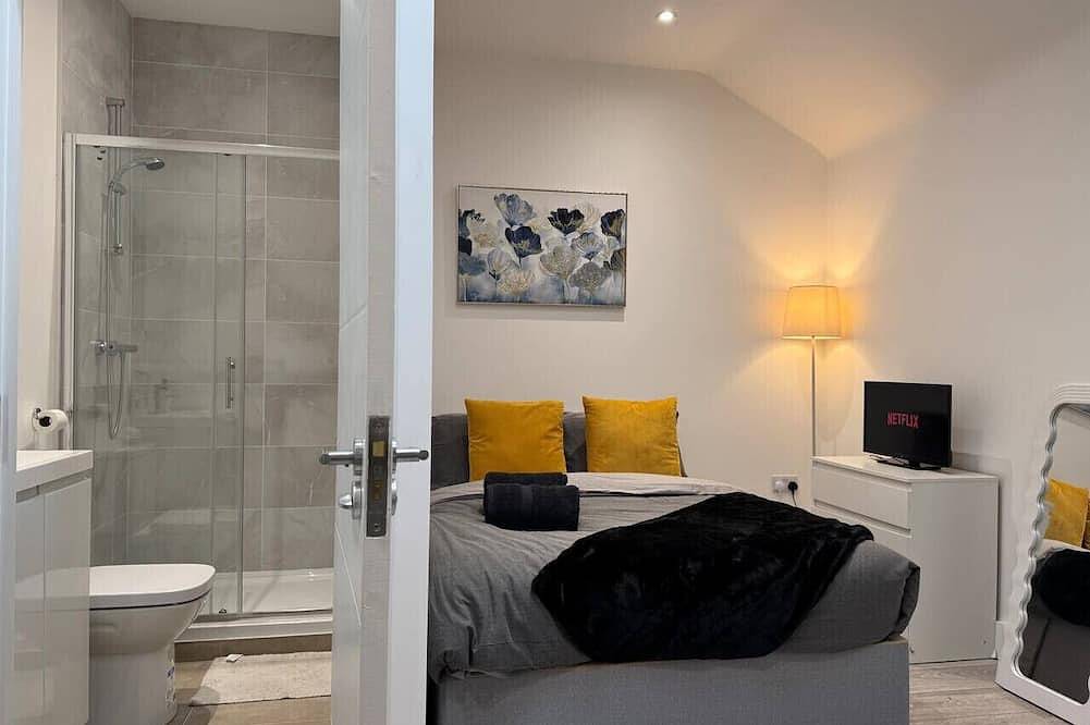 Entire apartment, Central Maidstone Studio | Close to High Street in Kent