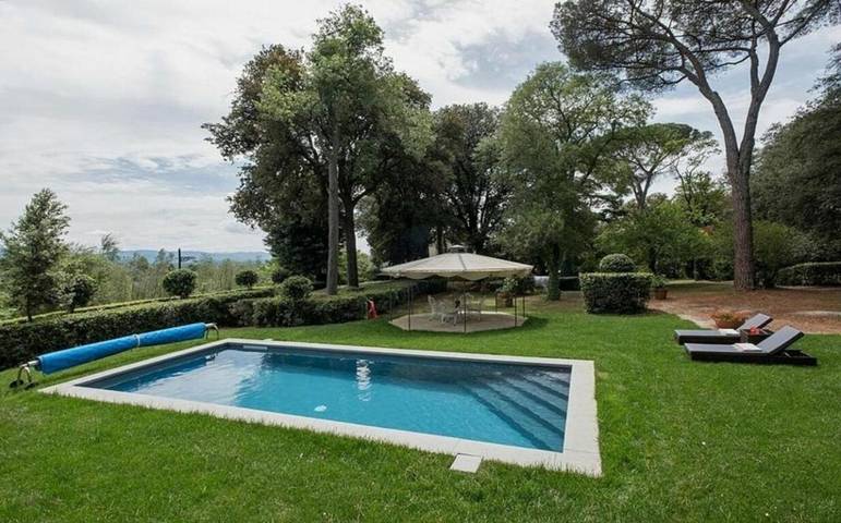 Villa pour 10 personnes, avec sauna et vue ainsi que piscine et terrasse à Florence - 2