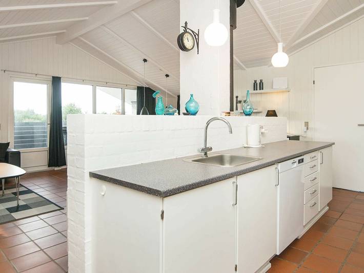 Ferienhaus für 8 Personen, mit Sauna und Whirlpool sowie Terrasse, kinderfreundlich in Vejers Strand - 4