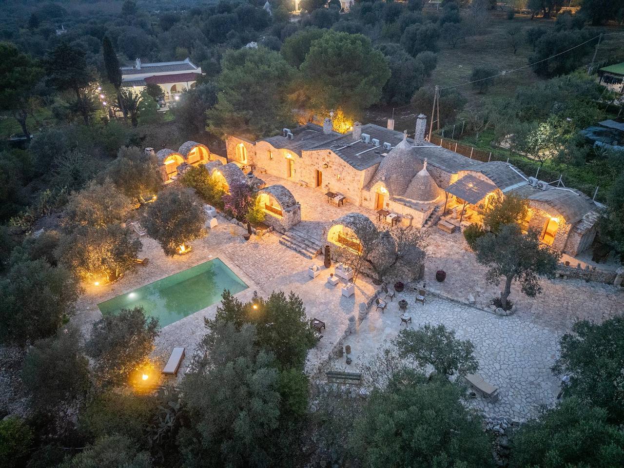 Trullo per 17 Persone in Ceglie Messapica, Valle D'Itria
