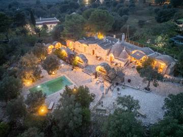 Trullo für 17 Personen, mit Haustier in Italien