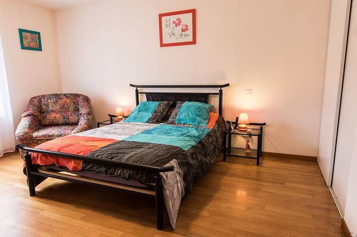 Location de vacances pour 6 personnes, avec piscine à Brotte-lès-Ray