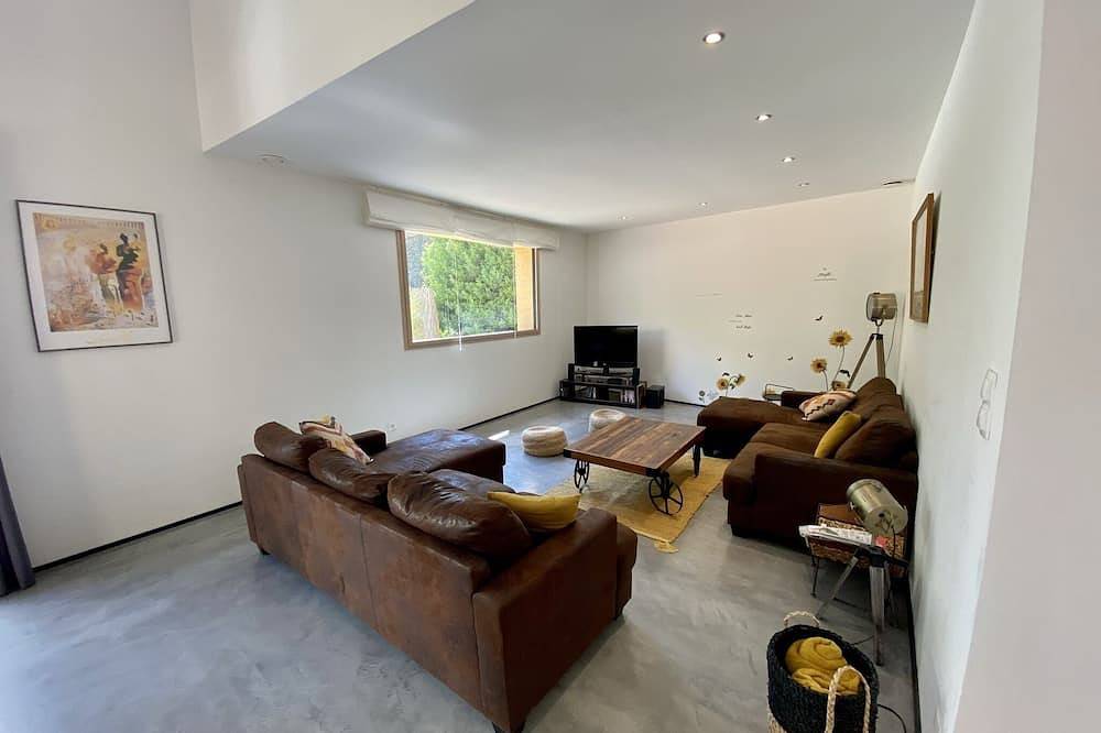 Lovely, modern and sustainable Viila 4* 150M² in Carcassonne in Carcassonne, Carcassonne region