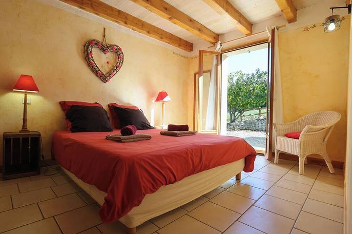 Location de vacances pour 5 personnes, avec jardin, animaux acceptés à Grane - 2