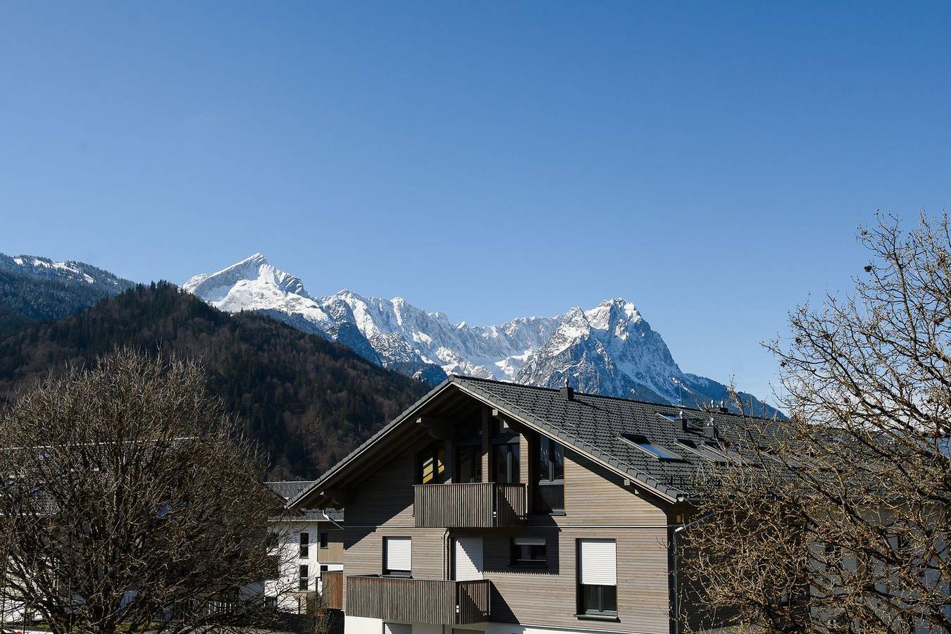 Ganze Wohnung, Ferienwohnung für 4 Personen mit Ausblick in Garmisch-Partenkirchen, Bayerische Alpen