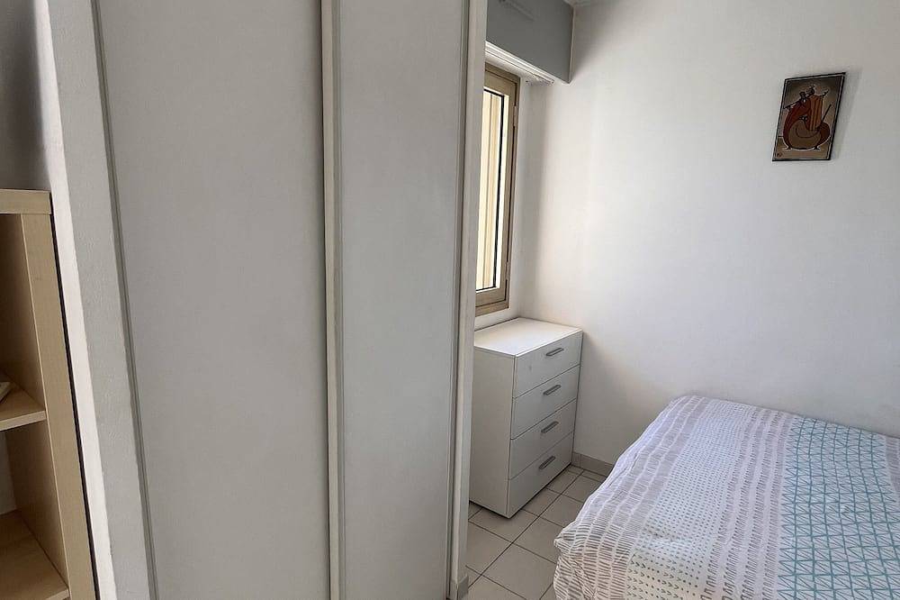 Geheel appartement, Zee En Zwembad Te Grootten Van 20 Juli Tot 26Th in Golfe-Juan, Vallauris