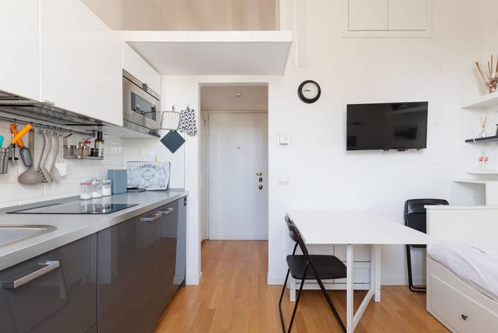 Appartamento intero, GuestHost - Mm Tolstoj Apartment - Milano in Giambellino-Lorenteggio, Milano