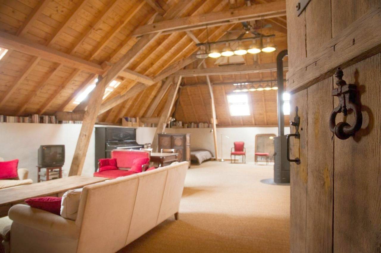 Family Room with Bathroom in Baugé-en-Anjou, Vallée de la Loire