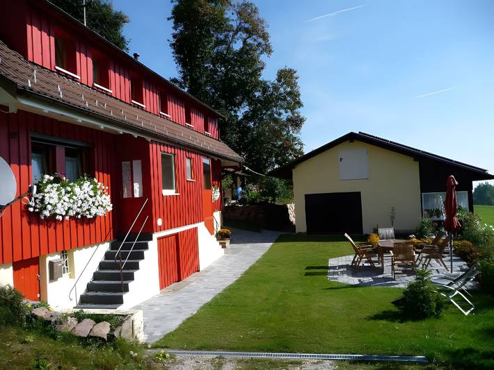 Ferienhaus 'Elfi Mit 85qm' mit Gemeinschaftsterrasse, Gemeinschaftsgarten und Wi-Fi in Bubenbach (Eisenbach), Eisenbach Hochschwarzwald