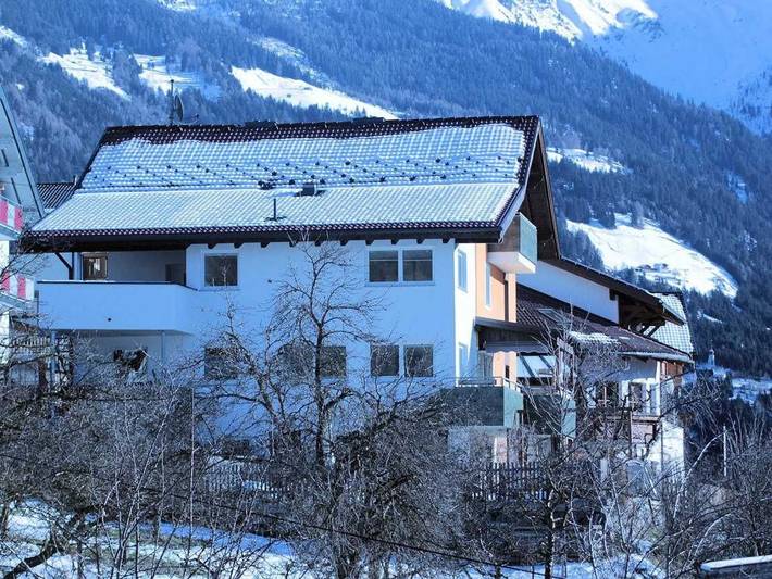 Ferienwohnung für 7 Personen, mit Ausblick und Terrasse, mit Haustier in Kauns
