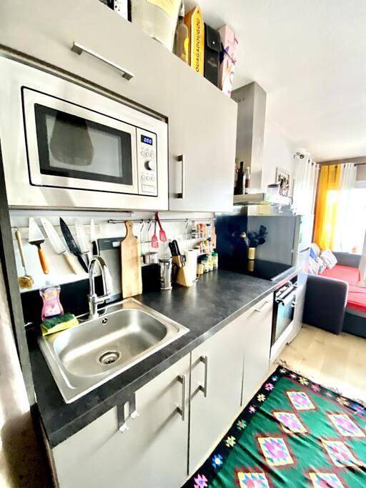 Gîte pour 4 personnes, avec jardin à Cenon - 3