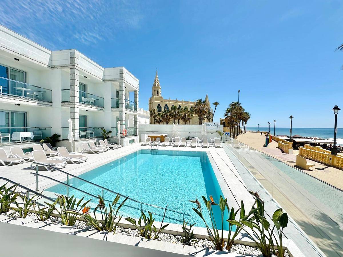 Hotel Apartamentos Marina Luz in Chipiona, Costa de la Luz