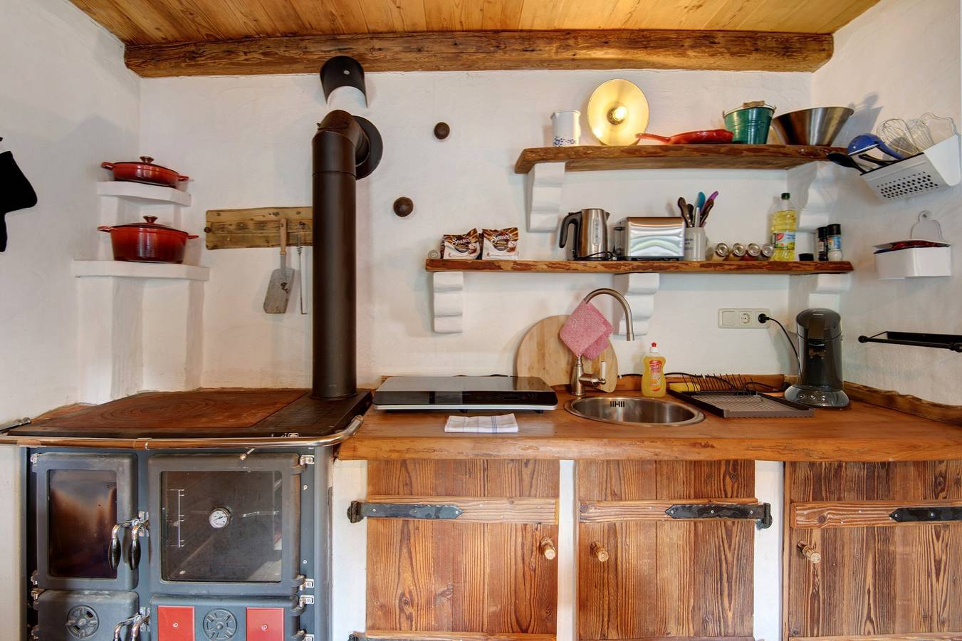 Chalet 'Tiny Hideaway' met bergzicht, privéterras en eigen tuin, foto 6