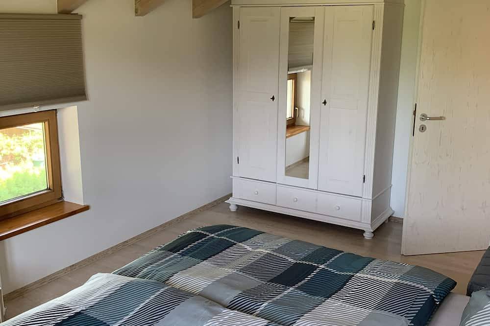 Ganze Wohnung, Alpenblick zwischen München und Rosenheim, Outdoor Whirlpool, 21Min nach München in Aßling, Oberbayern