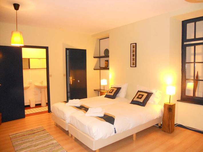 Location de vacances pour 2 personnes, avec vue et jardin à Saint-Pé-d'Ardet