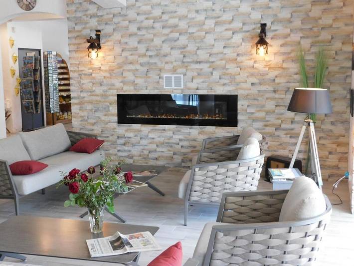 Hôtel pour 2 personnes, avec sauna et jardin ainsi que jacuzzi et piscine à Les Salles-sur-Verdon - 2