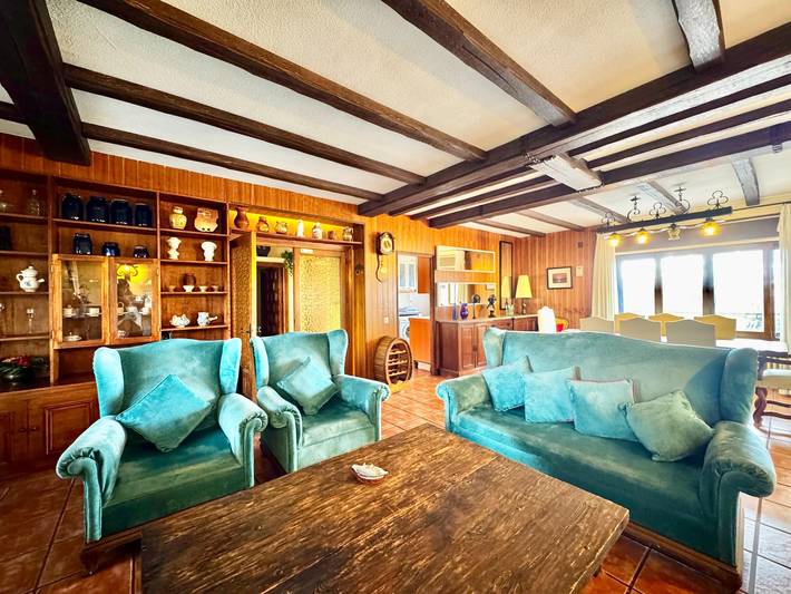 Casa rural para 8 personas, con jardín además de terraza y piscina, Se admiten mascotas en Provincia de Madrid - 2