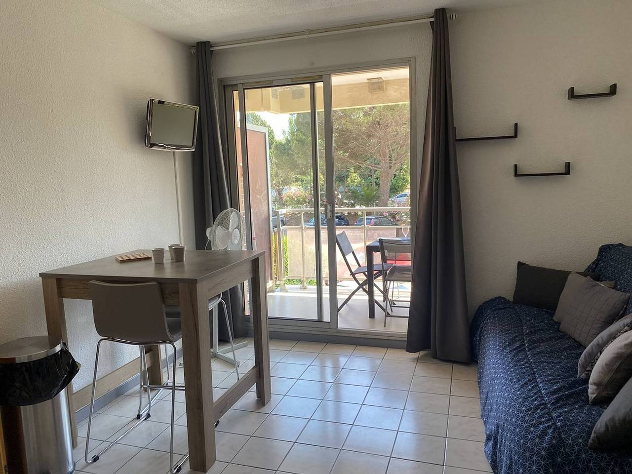 Entire studio, Studio with Terrace and Parking in Canet-en-Roussillon in Canet-en-Roussillon, Côte d'Améthyste