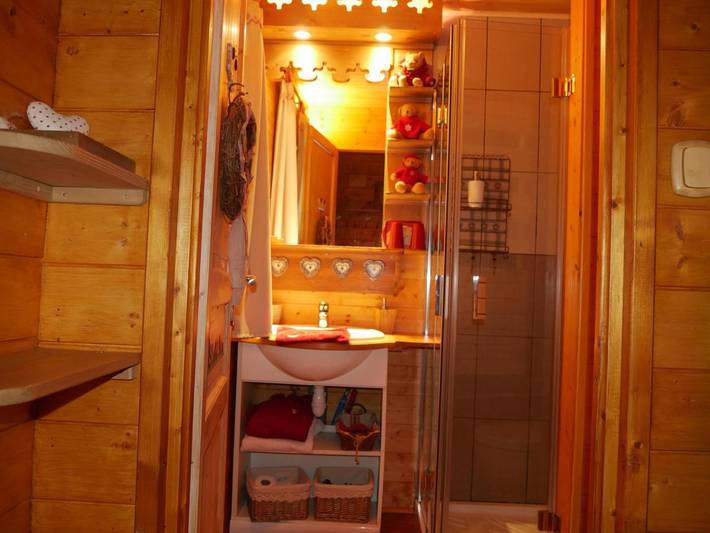 Chambre d’hôte pour 2 personnes, avec terrasse ainsi que jacuzzi et piscine, animaux acceptés dans l' Isère - 3