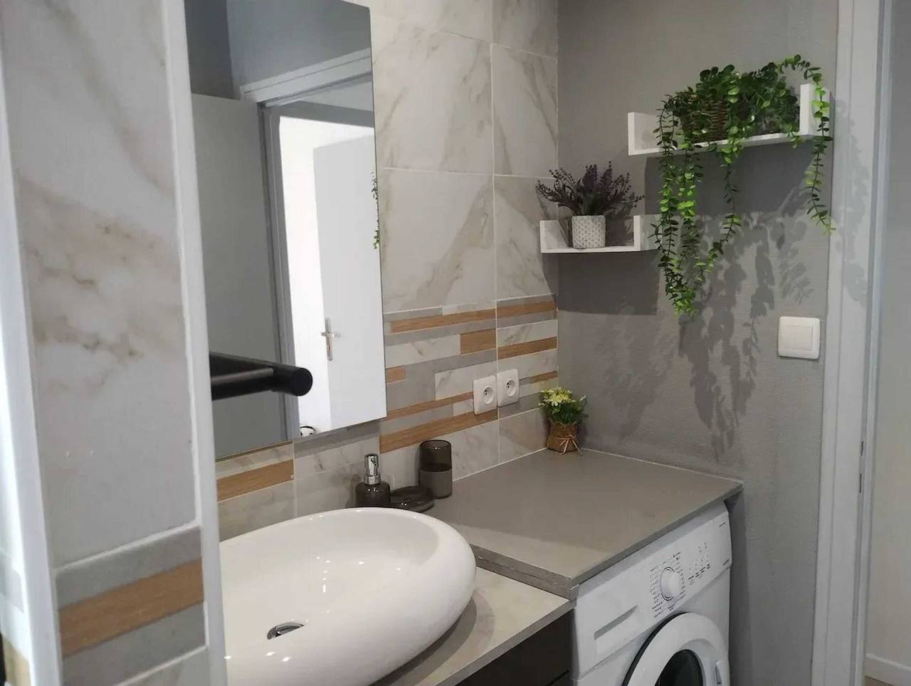 Ganze Wohnung, Charmantes Apartment in Noyers-sur-Cher - 45 m² - Parkplatz in Noyers-sur-Cher, Romorantin-Lanthenay und Umgebung