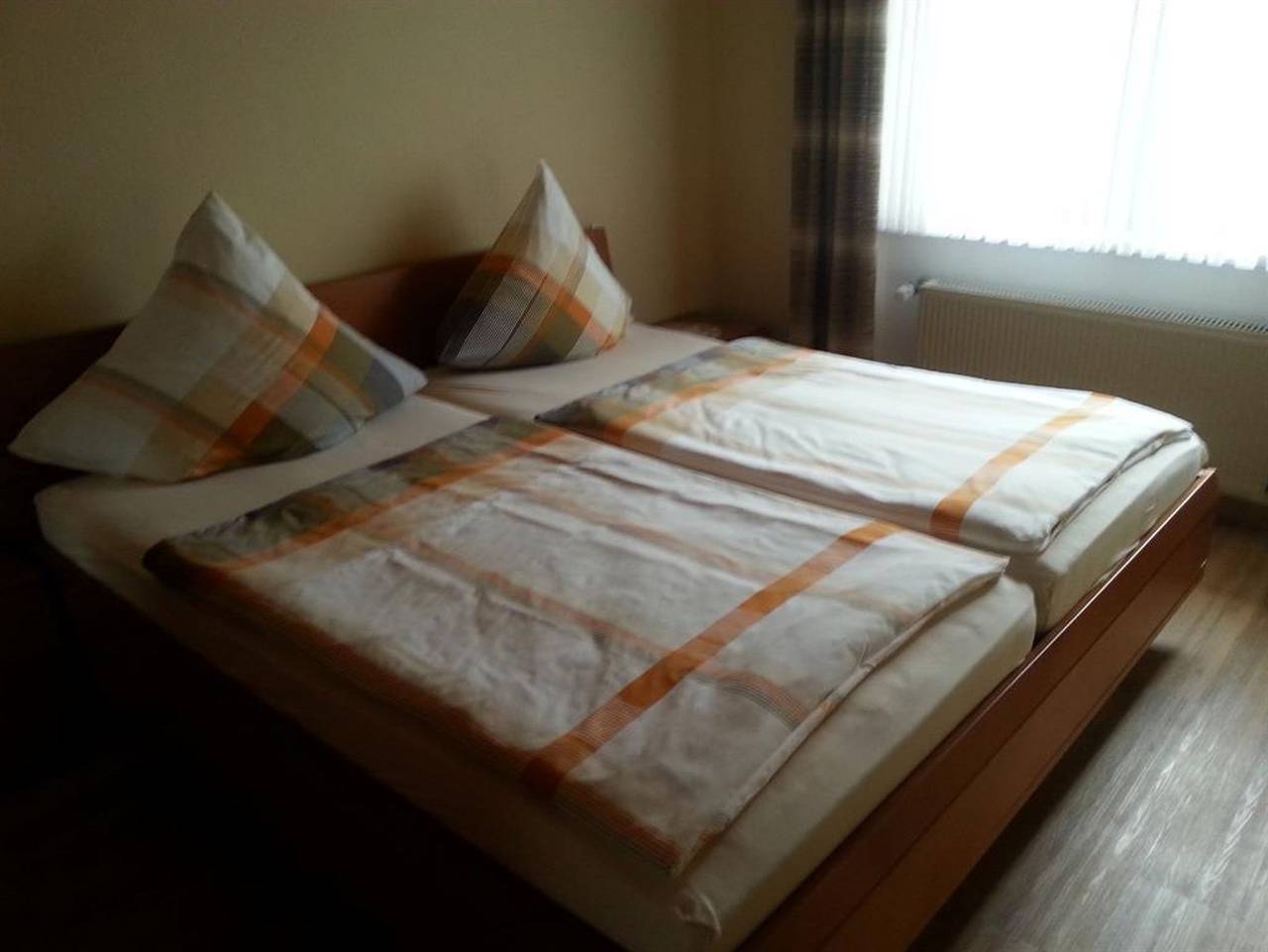 Ganze Ferienwohnung, Ferienwohnung Zewe - 2-Bett-Ferienwohnung in Bitburg, Eifelkreis Bitburg-Prüm