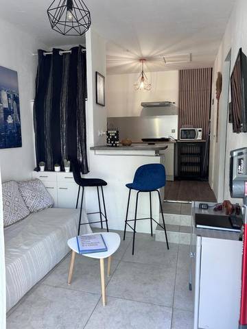 Gîte pour 4 personnes, avec terrasse et vue à Alénya