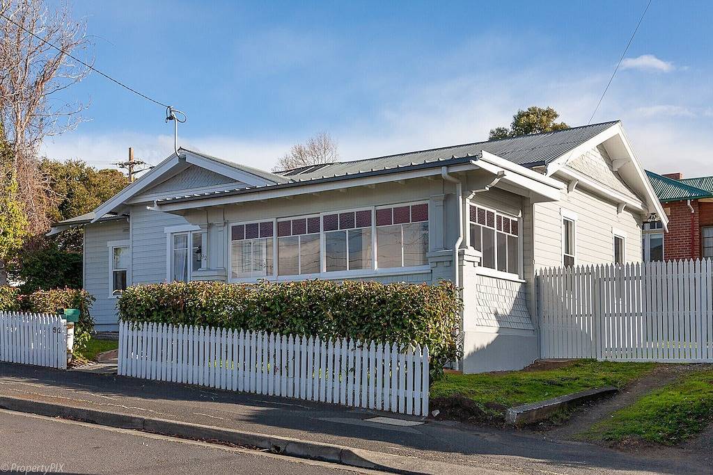 Hobart's Finest, Lux 3 bdm, Central Location with off street parking. in Hobart, Tasmanien