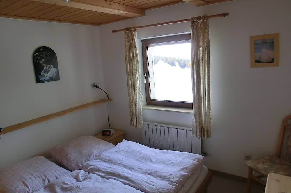 Ferienhaus mit zwei Wohnungen auf 900 m und herrlicher Fernsicht in Neureichenau, Šumava Mountains