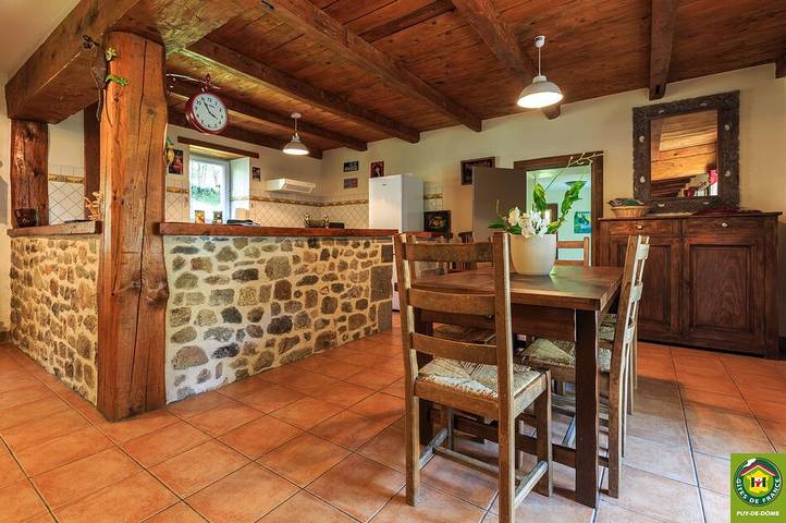 Gîte pour 8 personnes, avec jardin, animaux acceptés dans Station de ski de La Bourboule - 4